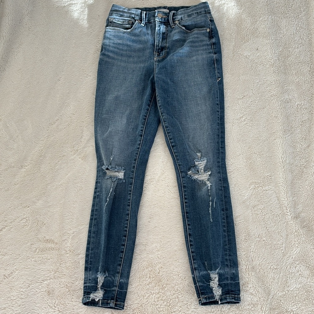 Good American -Skinny ripped Jeans size 27 with destroyed bottoms